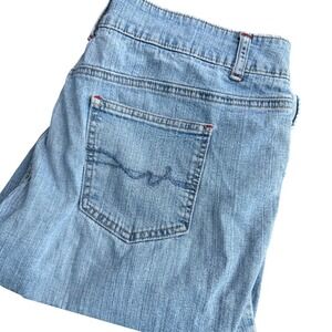 St Johns Bay Petite Stretch Capri Jeans‎ Light Wash Women Size 16P (34x16)
